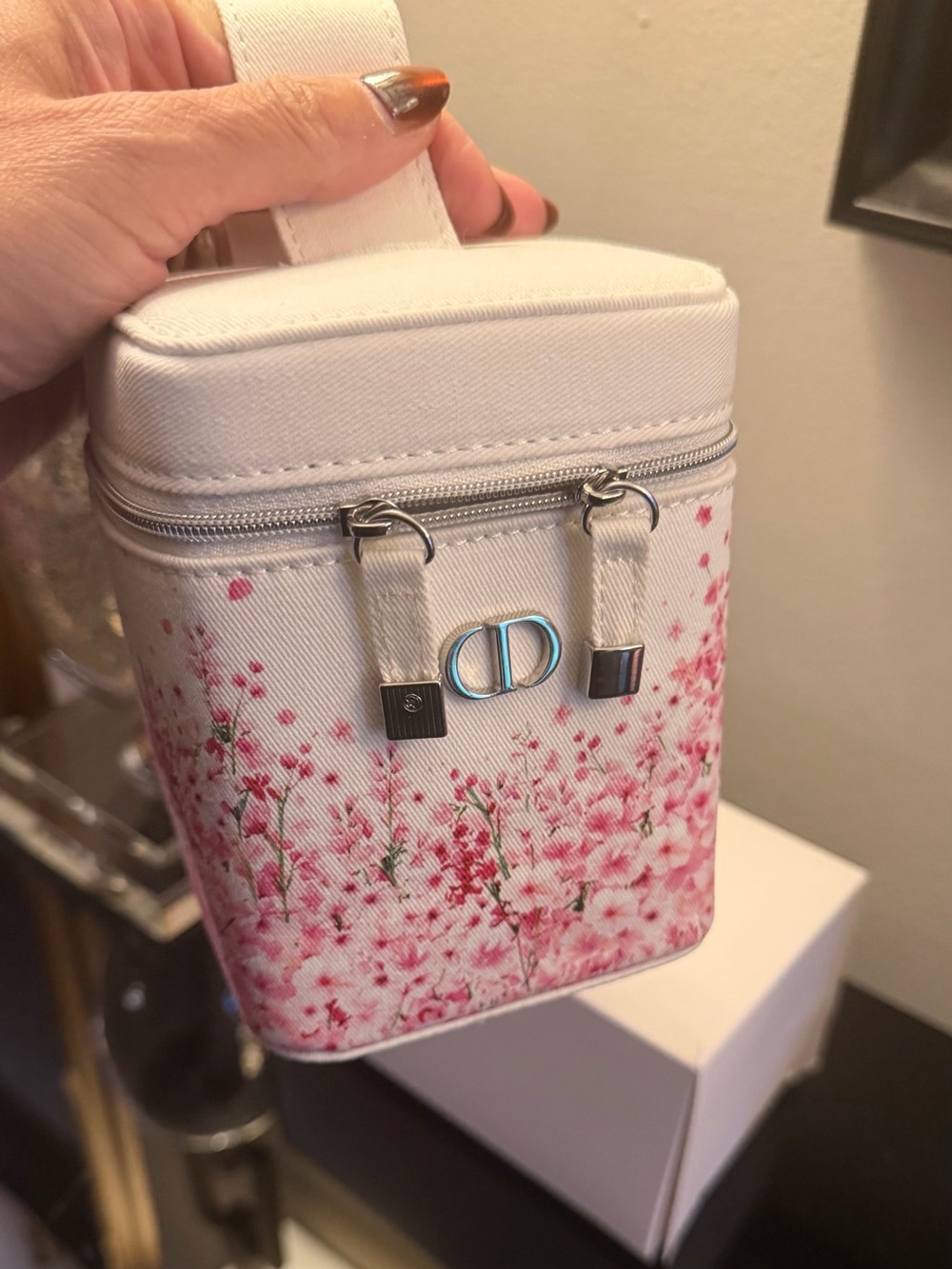 Made for Dior White Floral Pink Cosmetic Vanity Case NIB GWP
